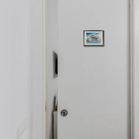 Turati 로마