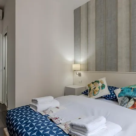 Turati 게스트하우스 4*