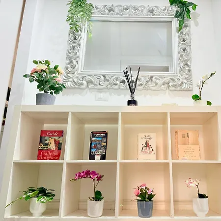 Turati 게스트하우스 4*